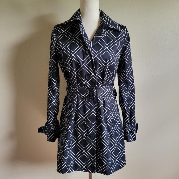 Banana Republic | Black & White Geometric Print Trench Coat - Picture 1 of 8